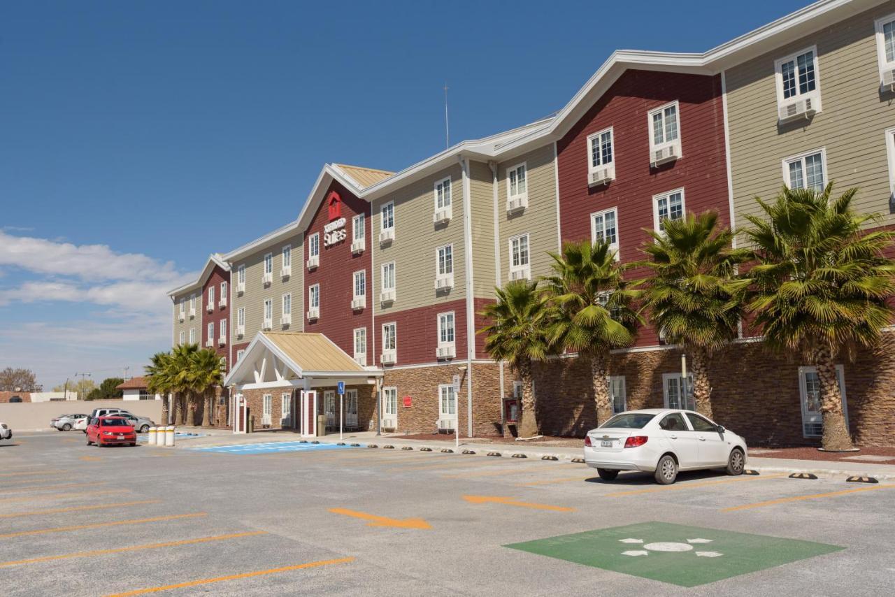 Extended Suites Coatzacoalcos Forum Bagian luar foto