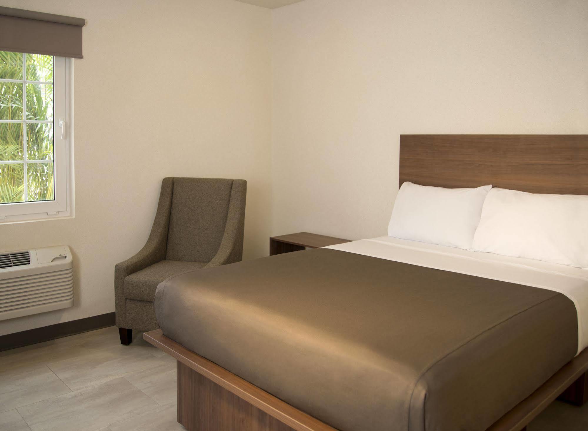 Extended Suites Coatzacoalcos Forum Bagian luar foto