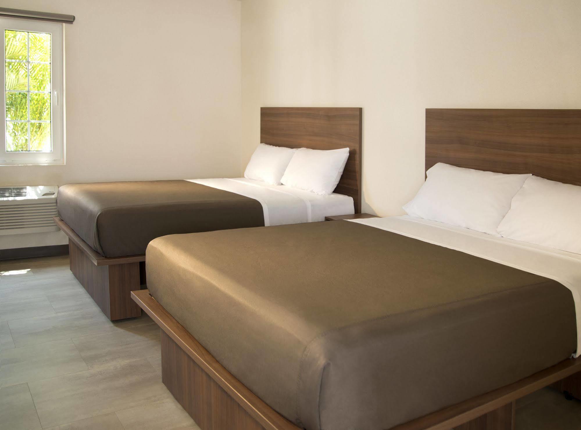 Extended Suites Coatzacoalcos Forum Bagian luar foto
